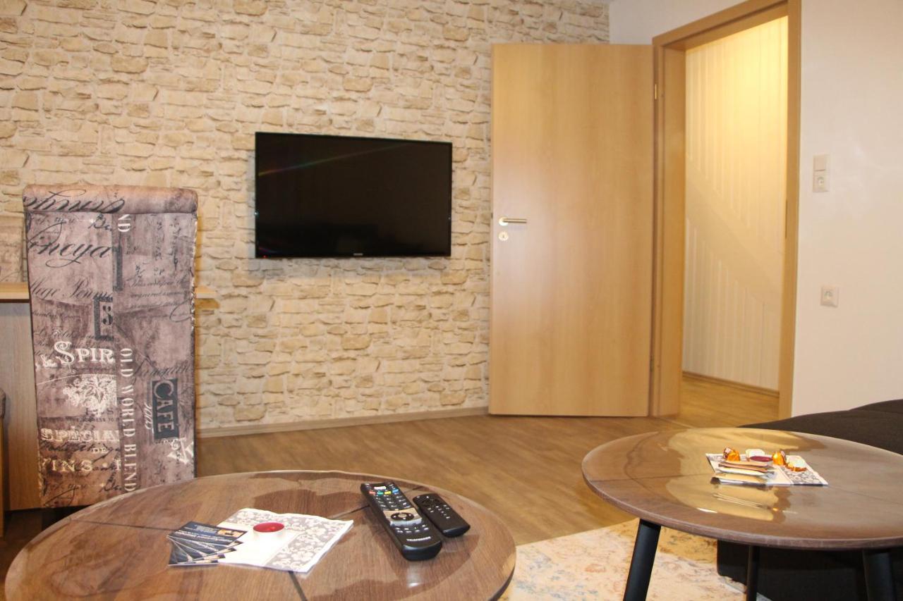 Ermis Apartments Metzingen  Esterno foto