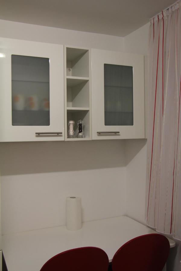 Ermis Apartments Metzingen  Esterno foto