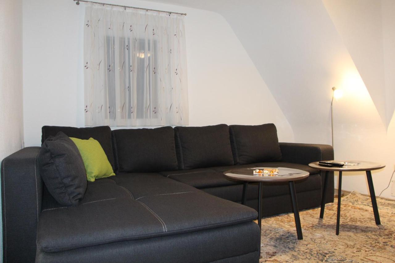 Ermis Apartments Metzingen  Esterno foto